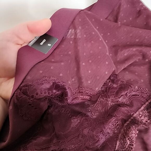 5X 28W Torrid Purple Brief Panty Lace Lingerie Mesh Dot Keyhole Plussize Boudior - Picture 5 of 7